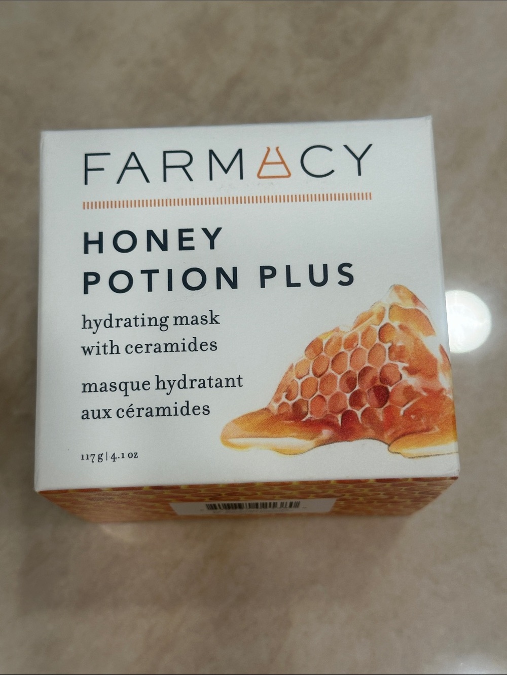 NIB Farmacy Honey Potion Plus Hydrating Mask with ceramides